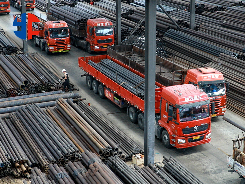  Seamless Carbon Steel Pipe A53 A36 4 inch 8 inch 12 inch Sch 40 14 Inch A106 Q235 pipe For Waterworks 