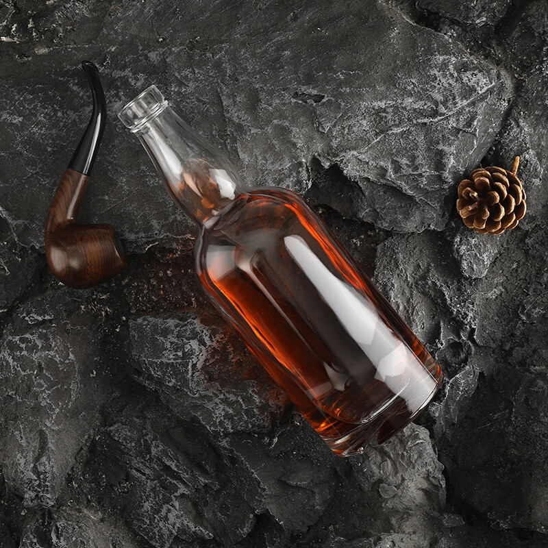750ml curved neck whiskey bottle
