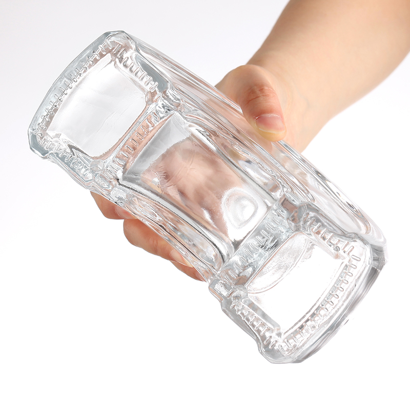 700ml vaulted liquor glass bottle