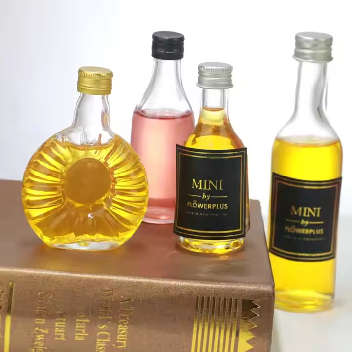 Customized Juice Water Soda drinks bottle with screw cap