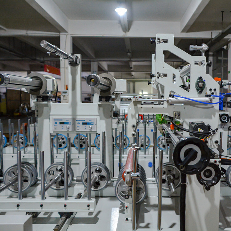 Machine de revêtement PUR MD-PUR450