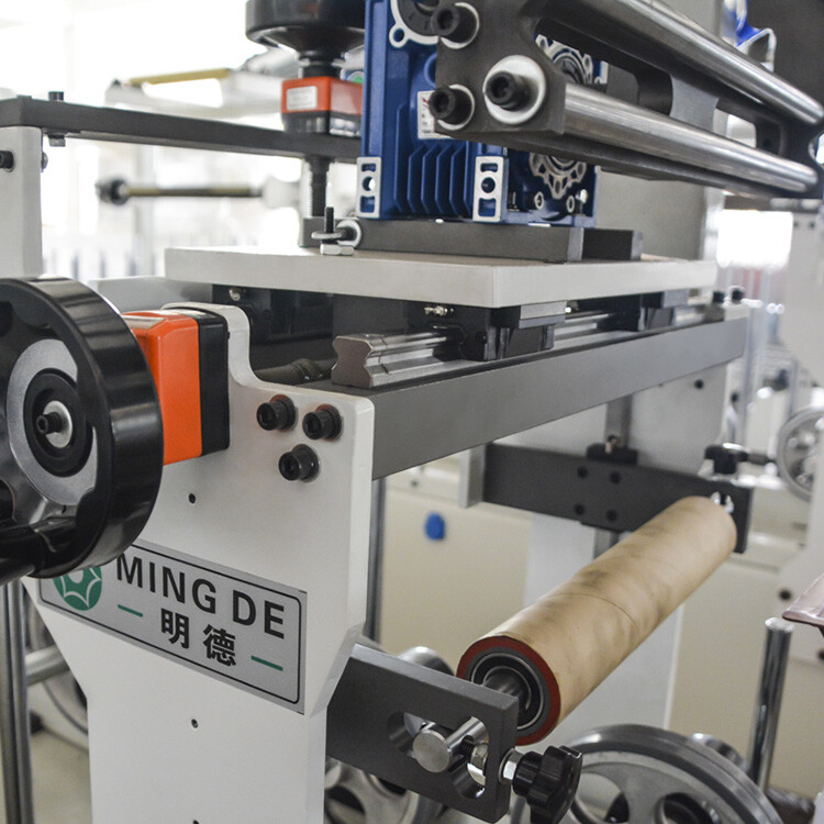 Machine de revêtement PUR MD-YR6-S300