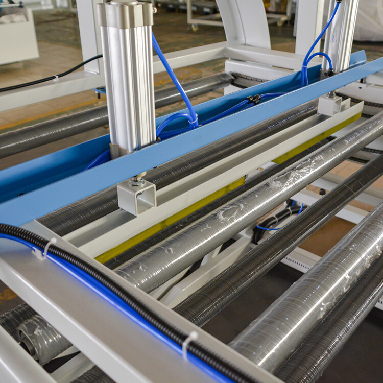 Machine à retourner MD-FB