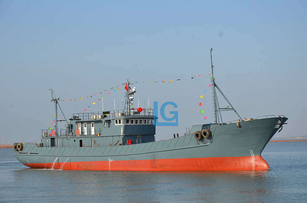 Fishing trawler 47m