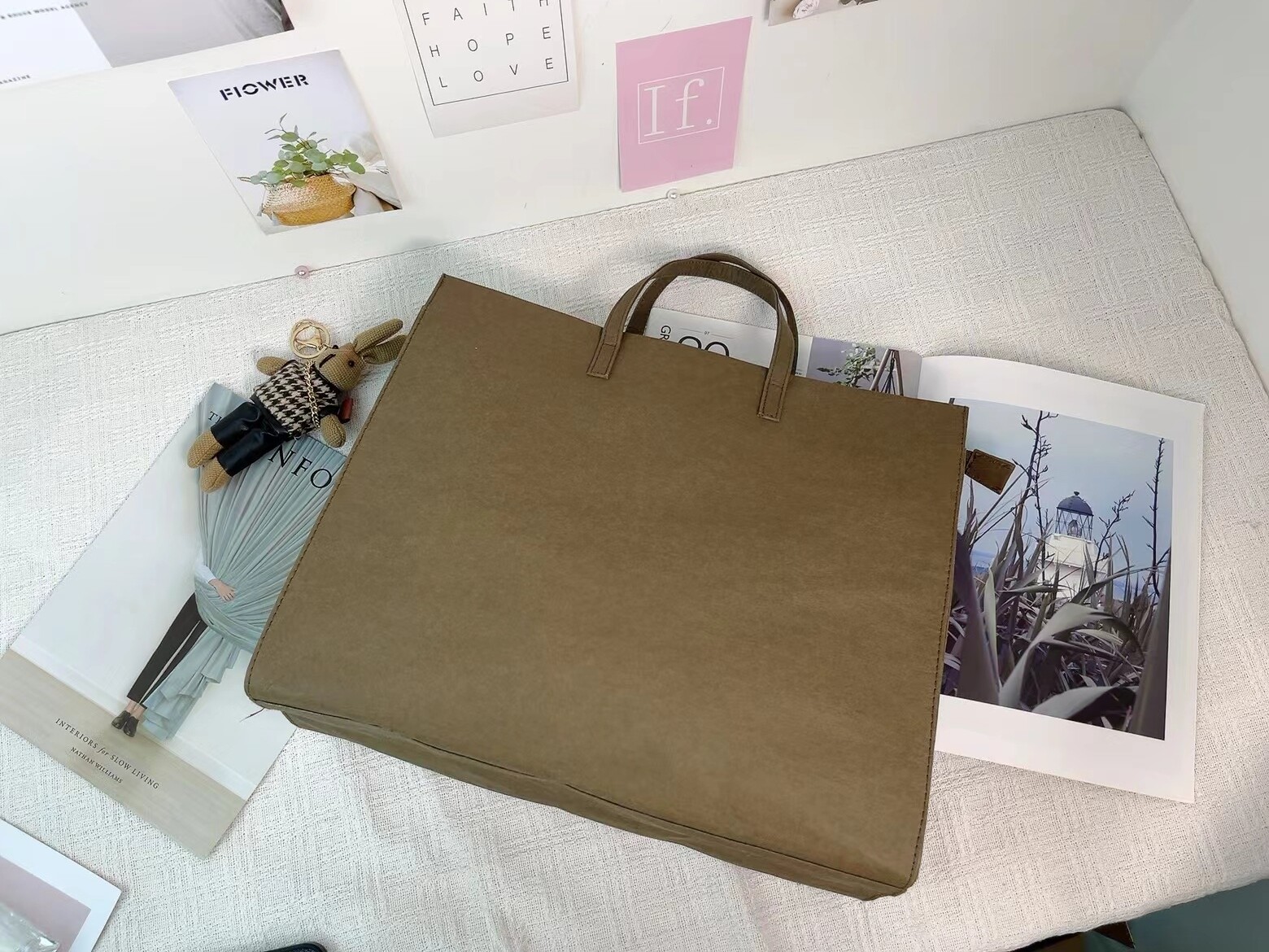 Kraft paper sturdy large capacity tote bag