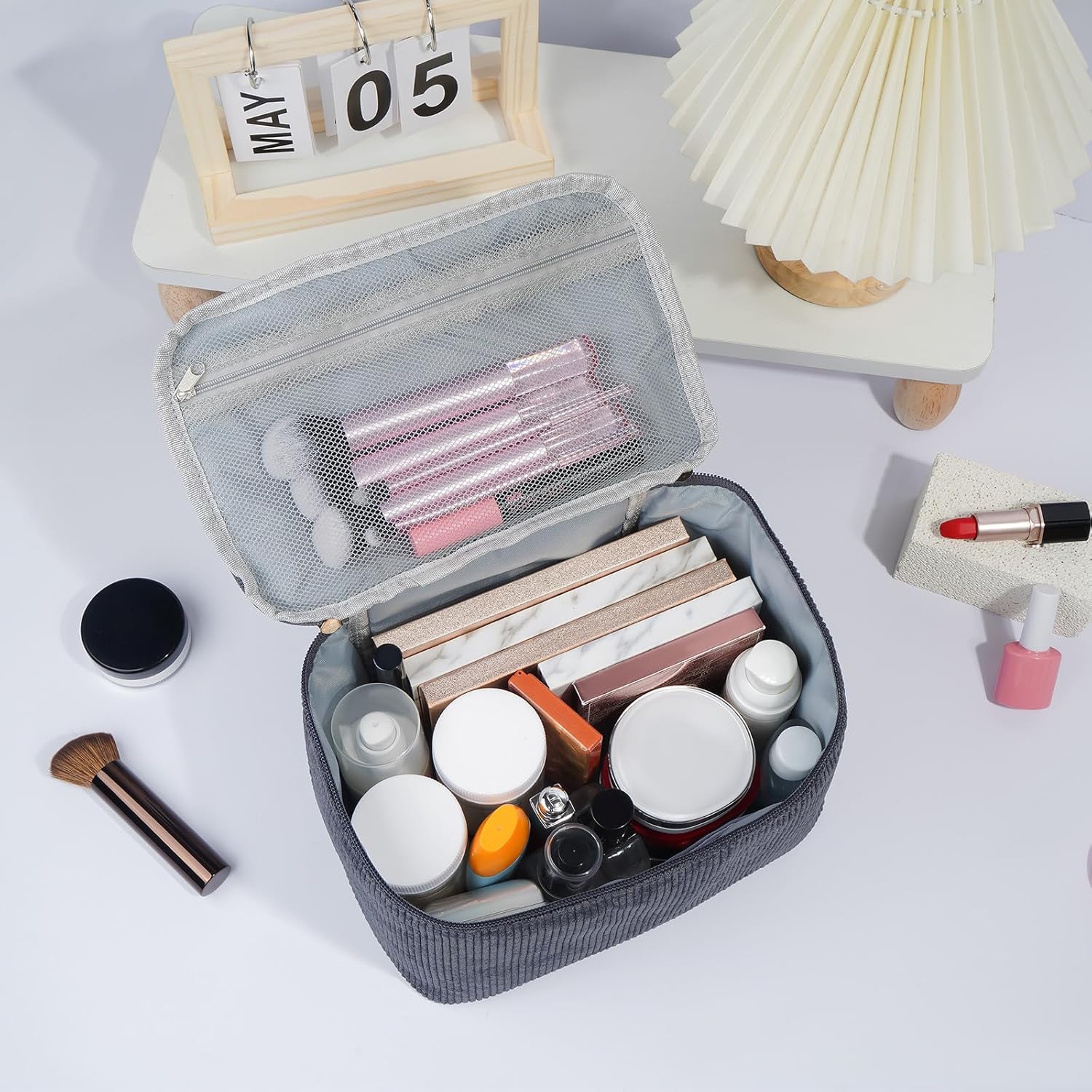 Makeup Bag Cosmetic Bag Large Capacity with Handle Make Up Bags with Mesh Pocket, Travel Makeup Bag for Women