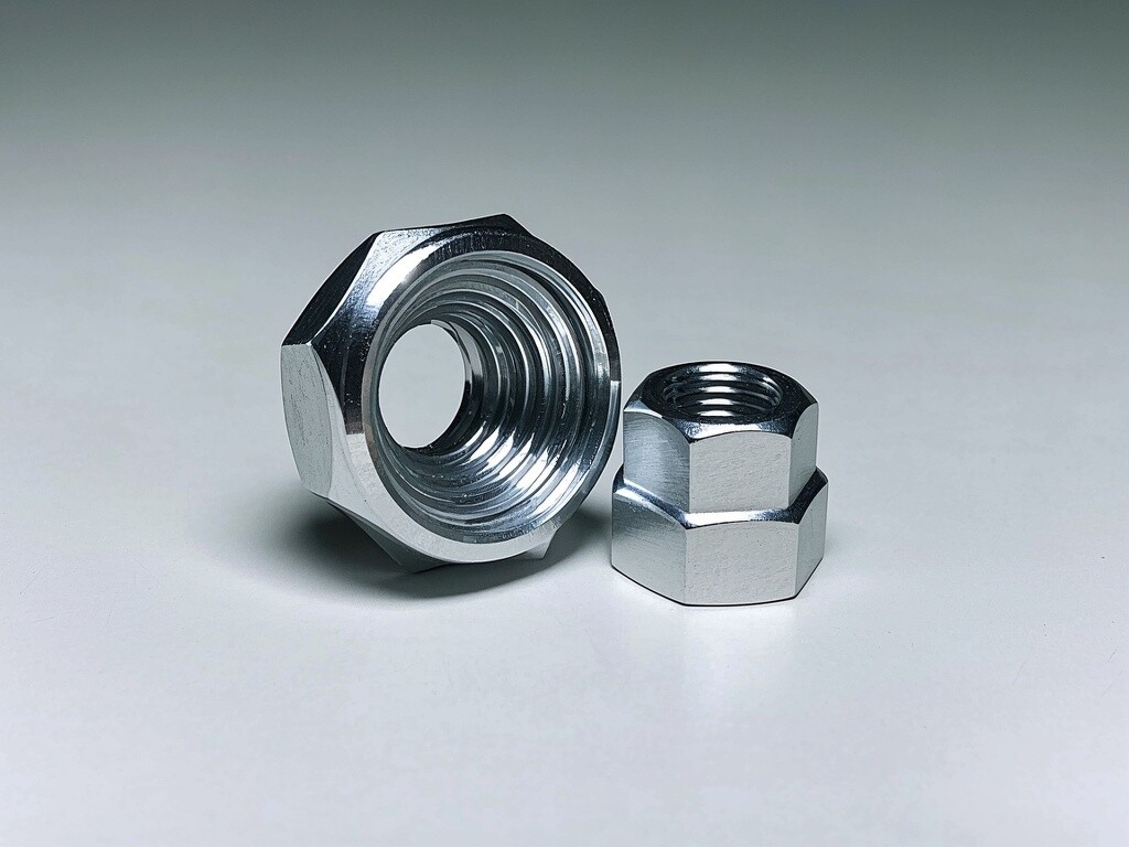 Precision Machined and Milling Billet Aluminum 7075 Racing Lug Nut 12 Point Lug Nuts