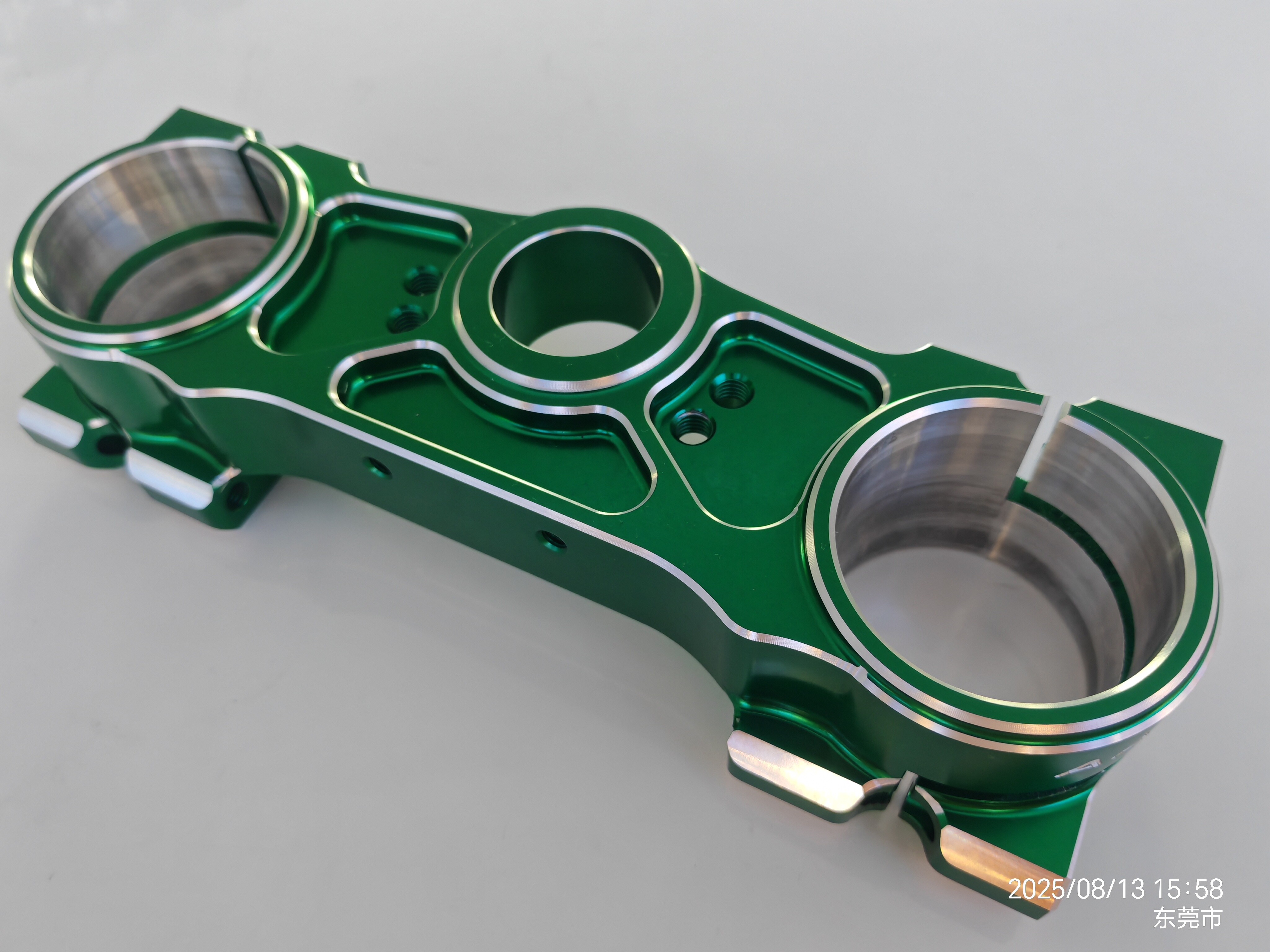 Blue Anodized Aluminum 6061-T6 Precision CNC Machined Motorsport Top Triple Tree Clamp Yoke