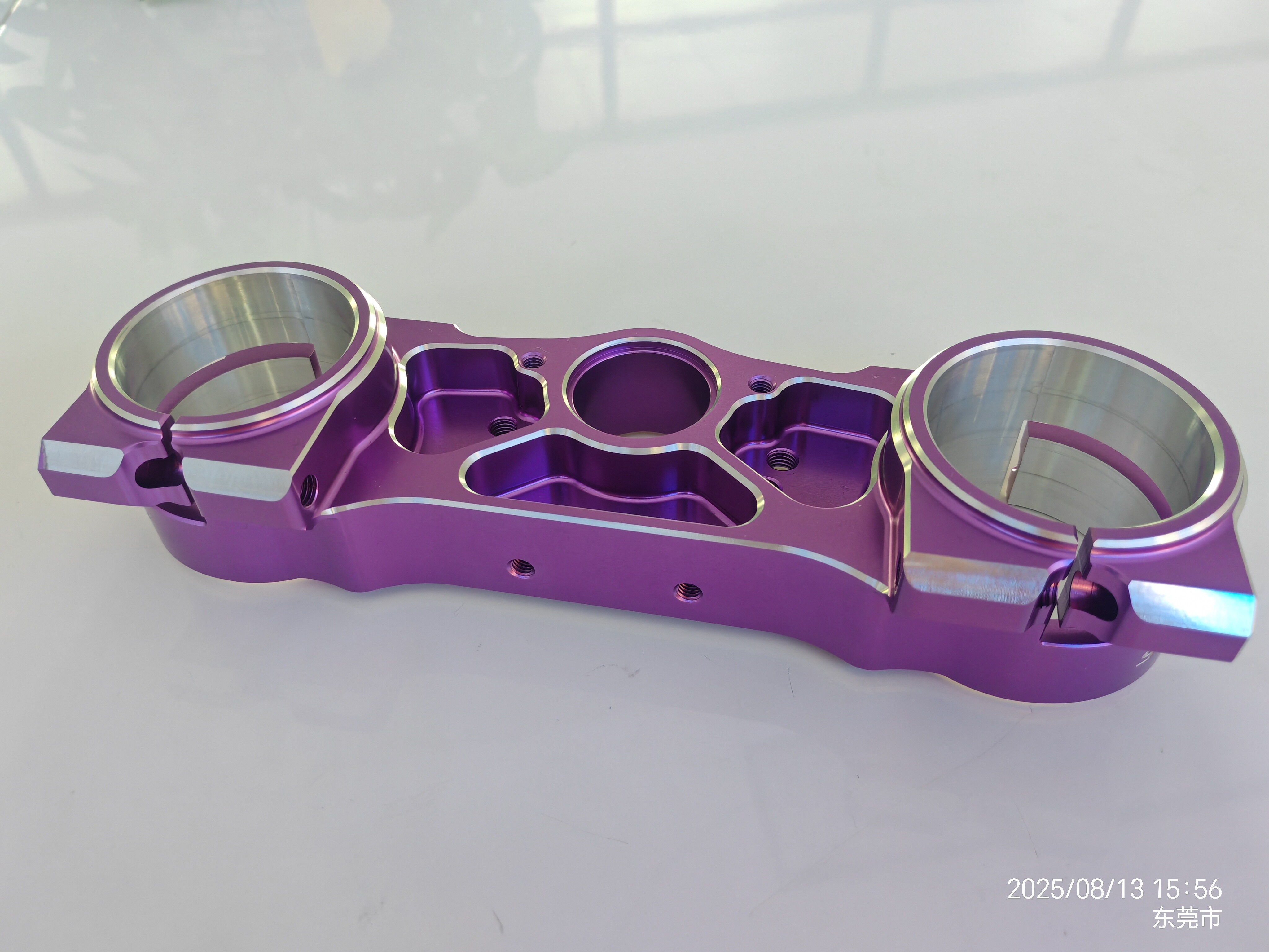 Blue Anodized Aluminum 6061-T6 Precision CNC Machined Motorsport Top Triple Tree Clamp Yoke