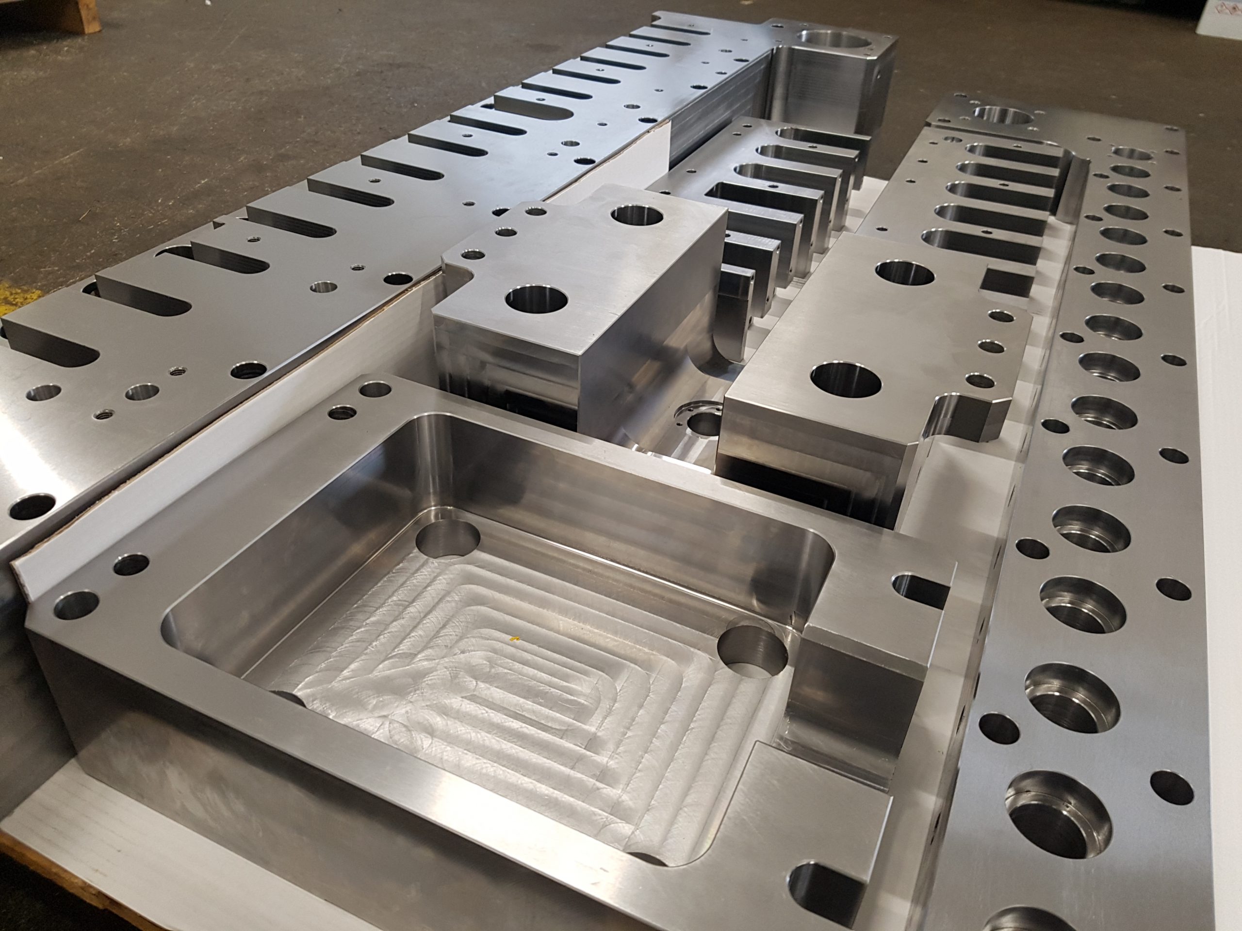 CNC Precision Milling Alloy Steel Tool Plate Mould Plate for Pressure Casting