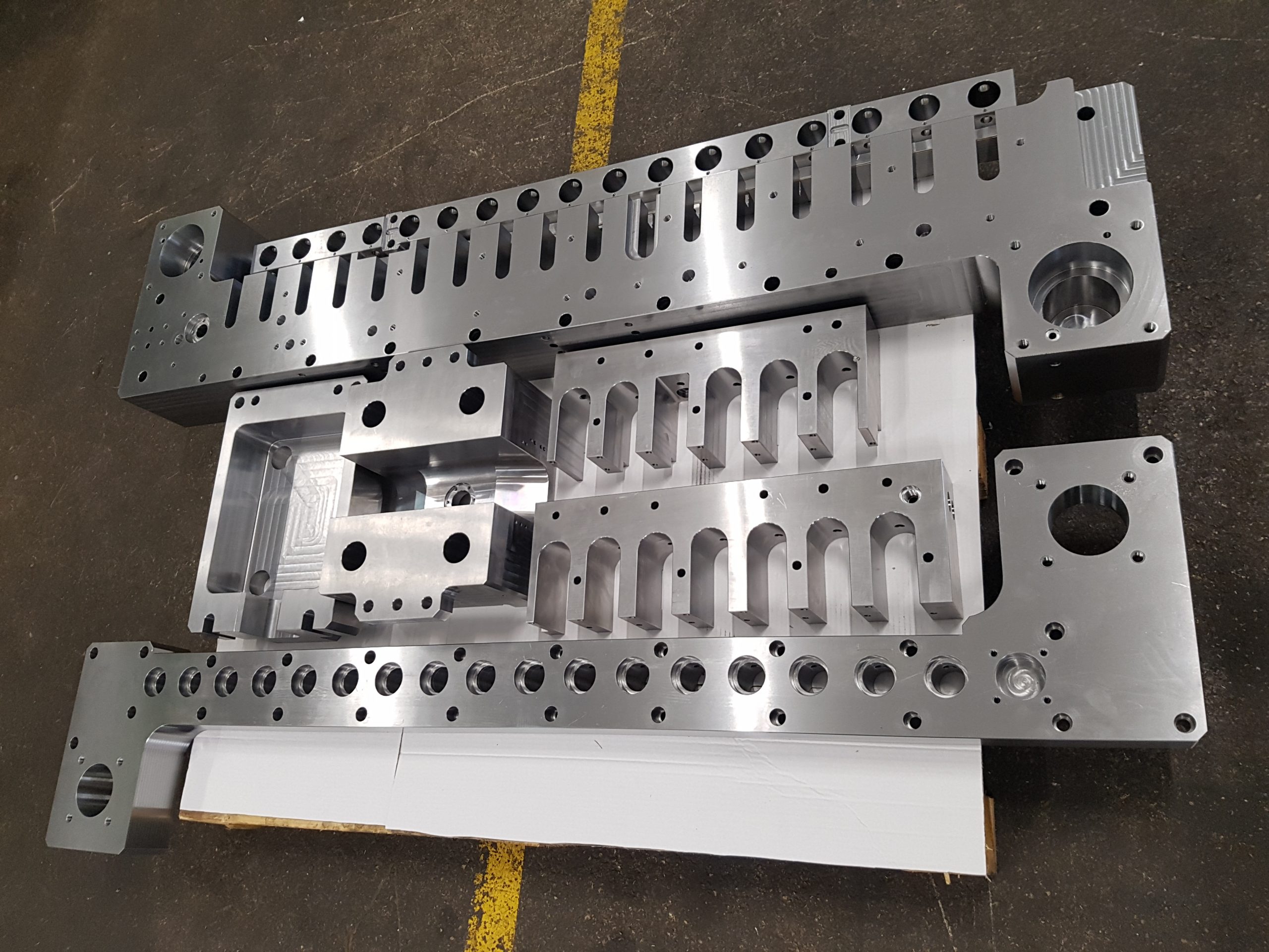 CNC Precision Milling Alloy Steel Tool Plate Mould Plate for Pressure Casting
