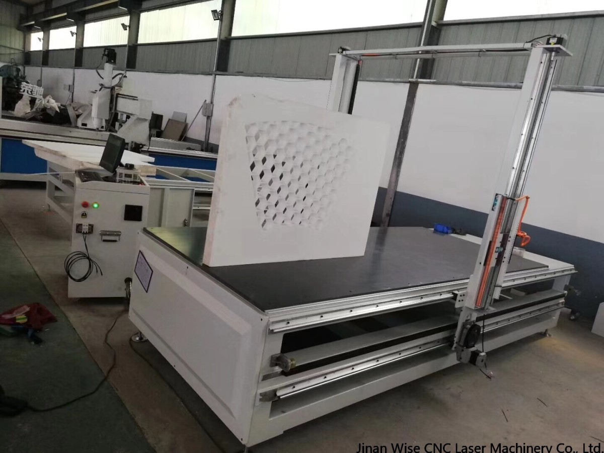 cnc foam cutting machine.jpg