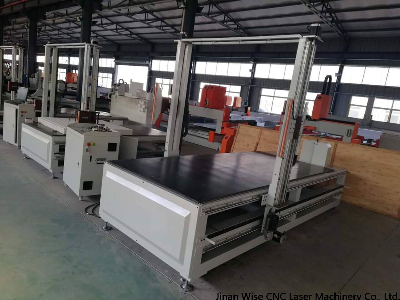 Foam 2D multi-wire cutting machine: a powerful tool to solve foam cutting problems