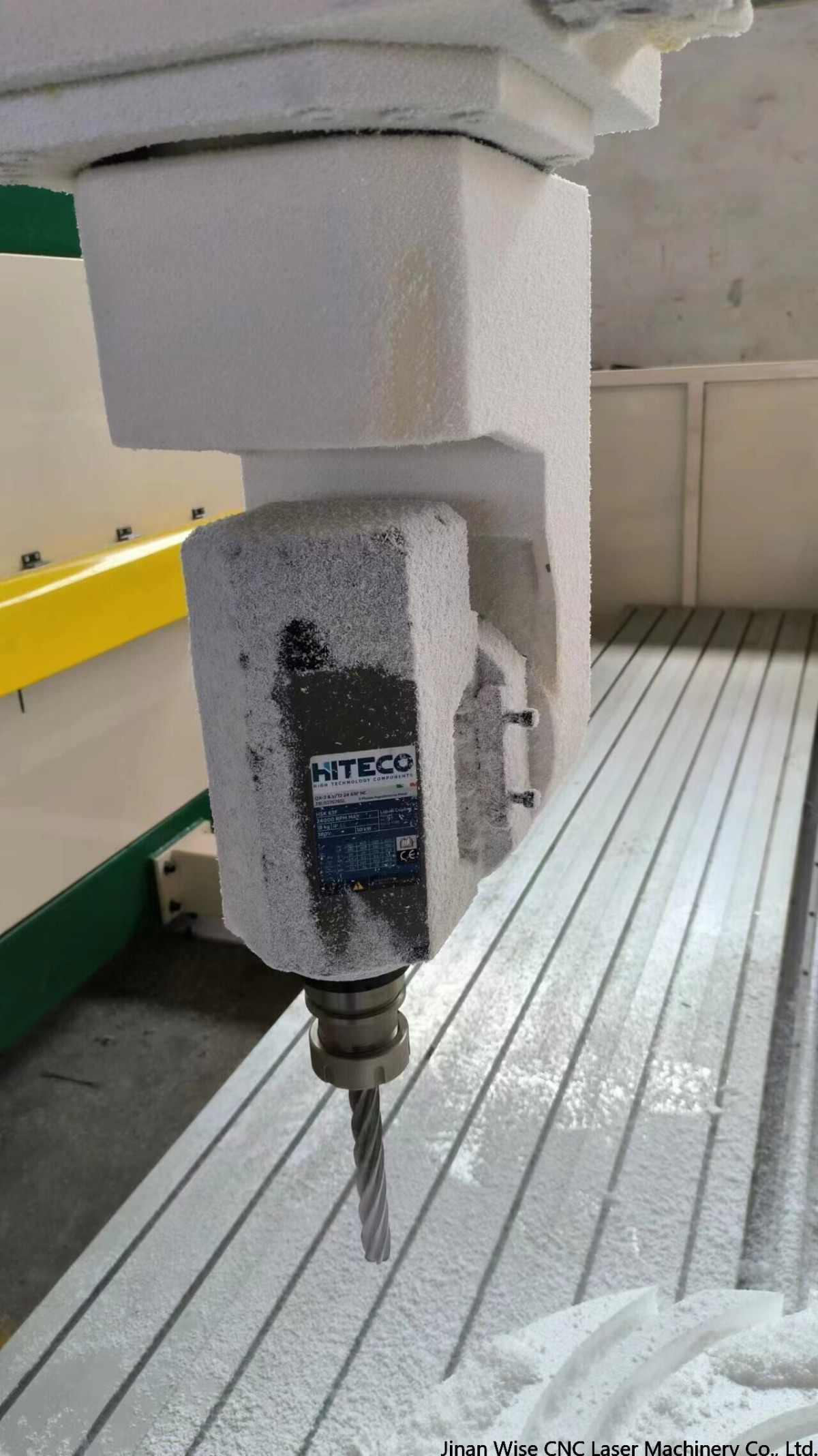 hitec spindle.jpg hiteco spindle.jpg