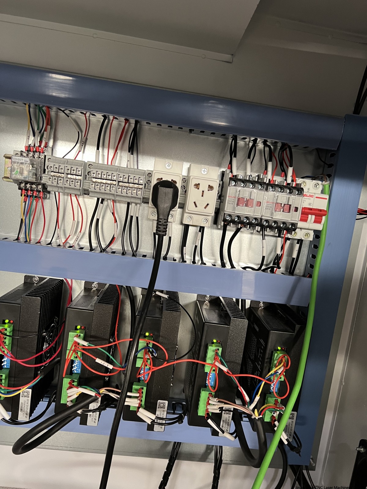 cnc foam cutting machine.JPG