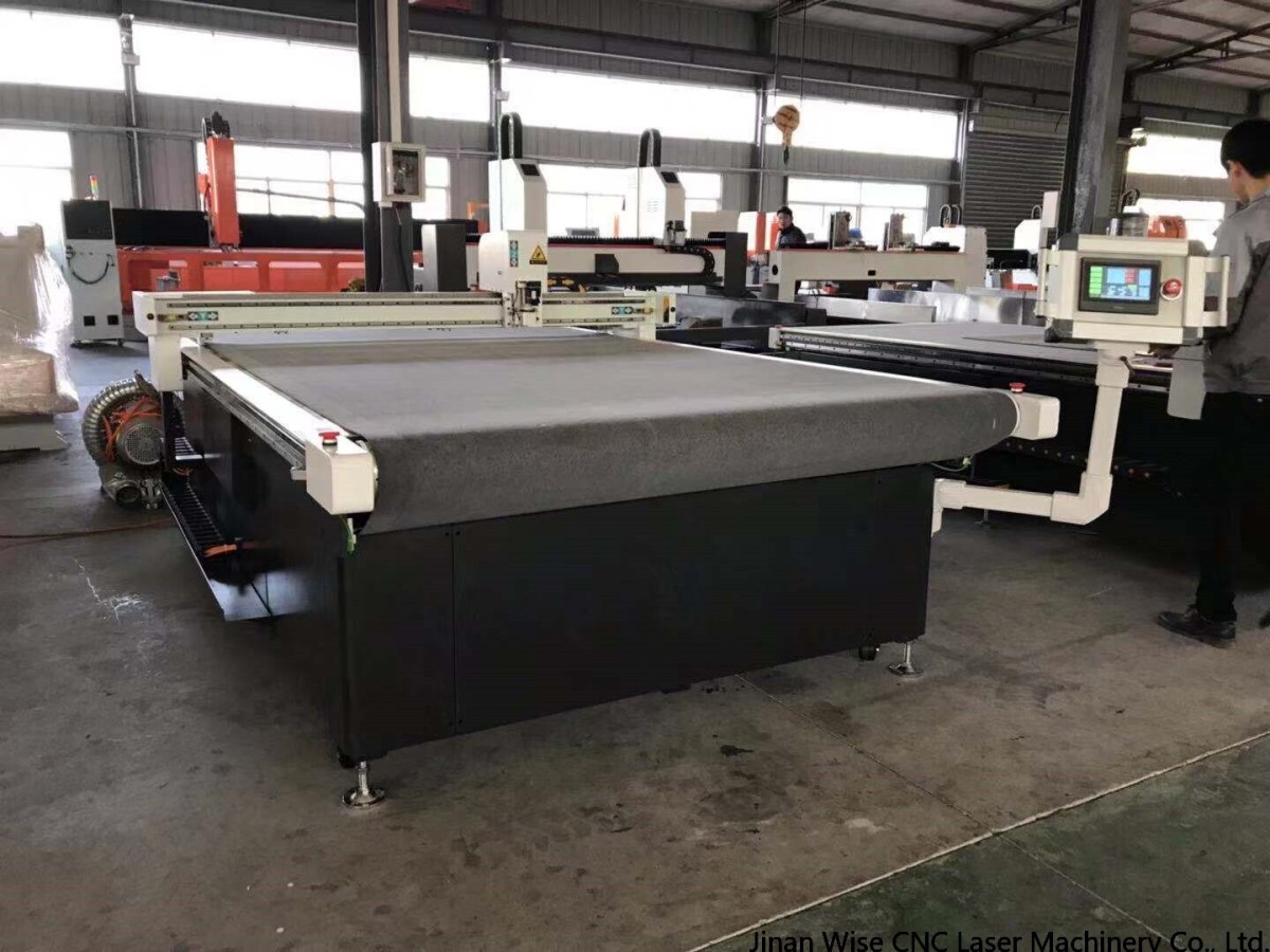 vibrating knife cutting machine.jpg vibrating knife cutting machine.jpg