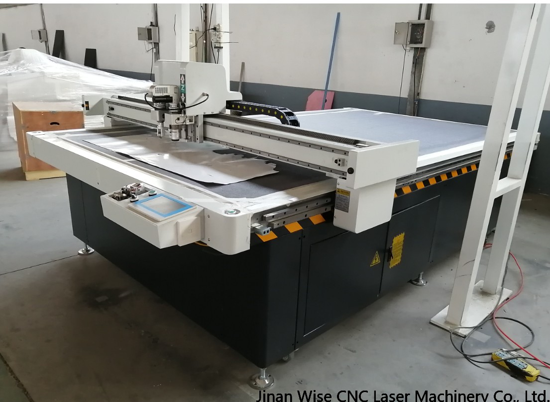 flatbed cutting machine.png flatbed cutting machine.png
