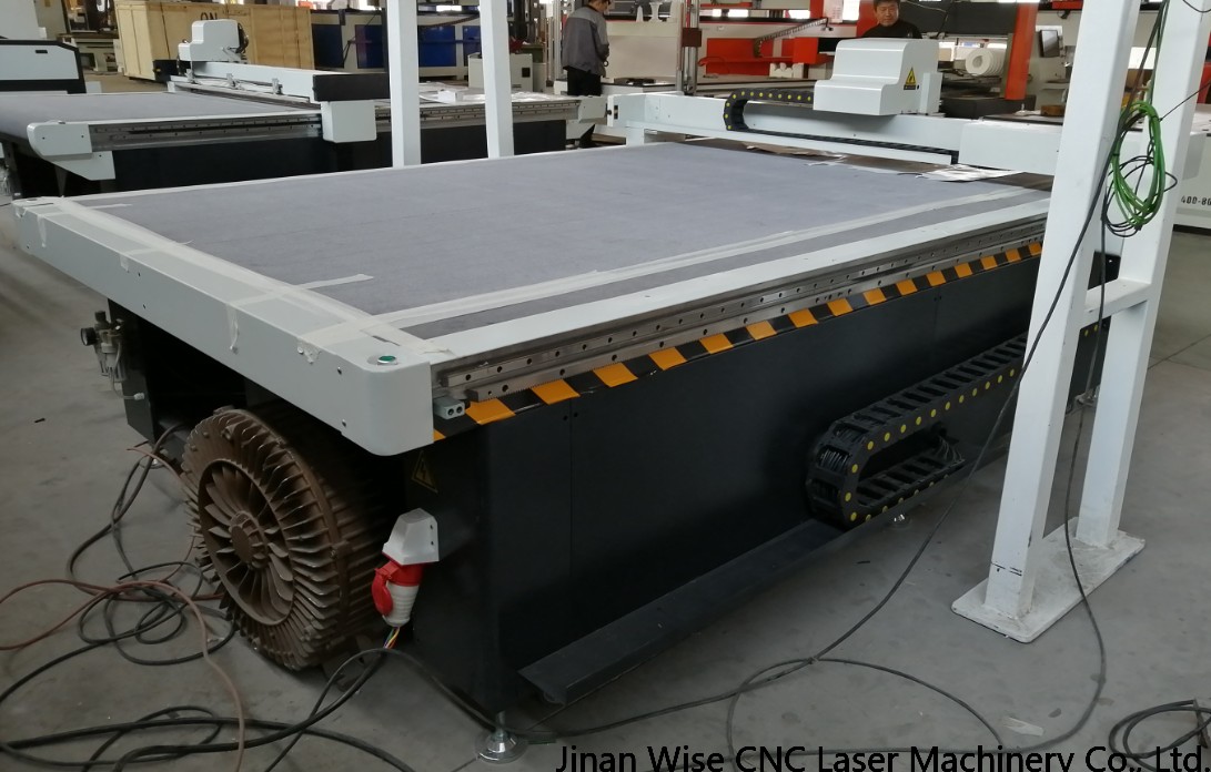 vibration knife cutting machine.png vibrating knife cutting machine.png