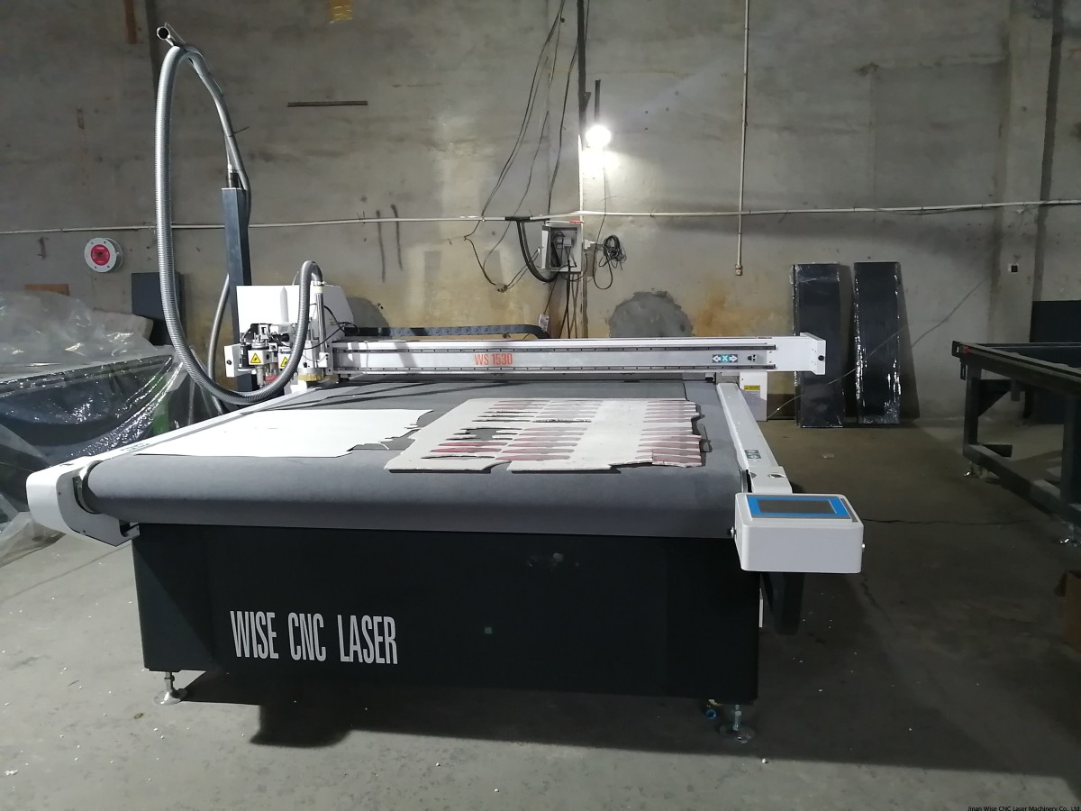 eva foam cutting machine.jpg