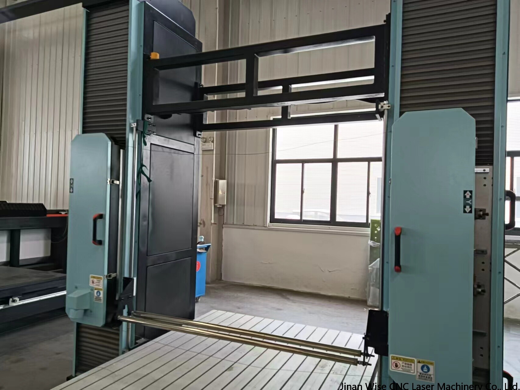 polyurethane cutting machine.jpg polyurethane cutting machine.jpg