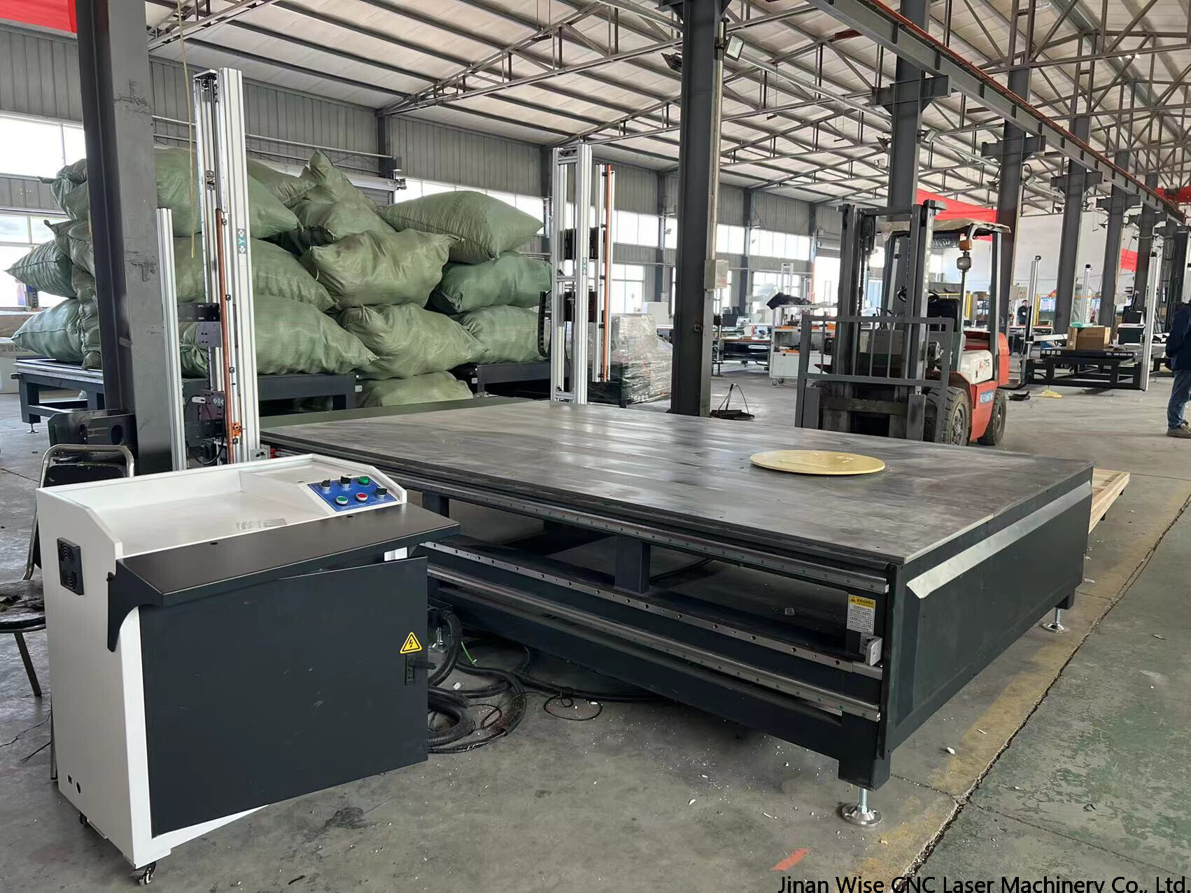 hot wire foam cutter cnc.jpg