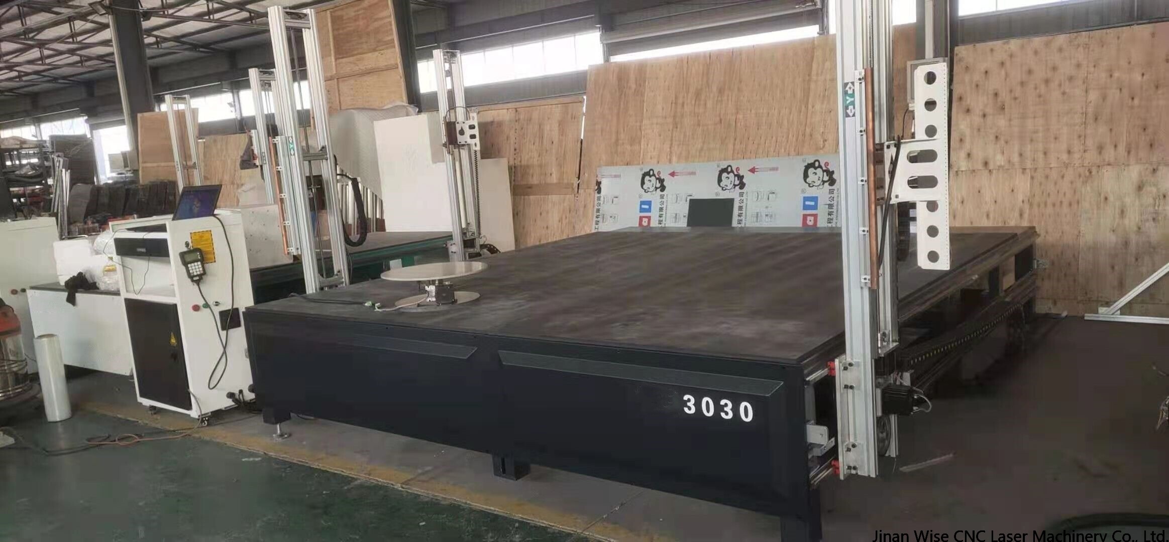 What are the performance advantages of the four-axis hot wire cnc foam cutting machine?