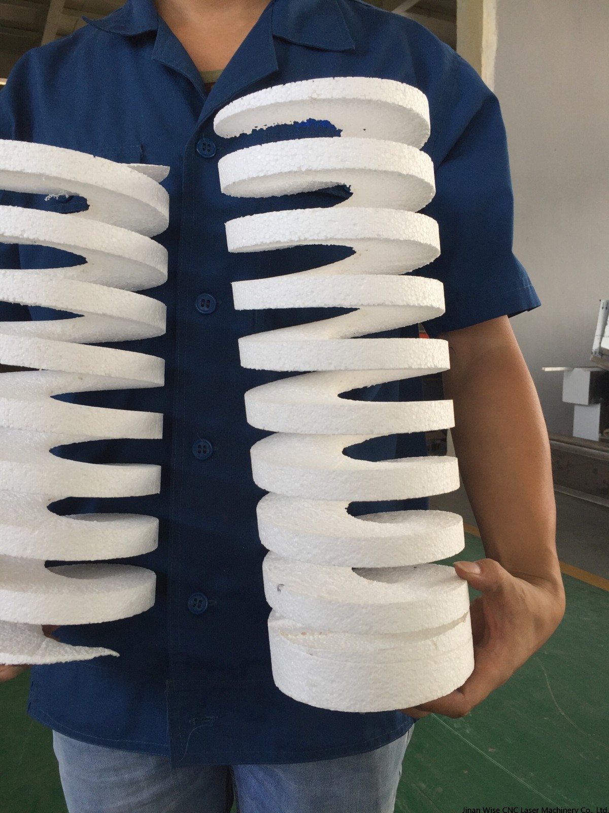 3D foam cutting machine.JPG