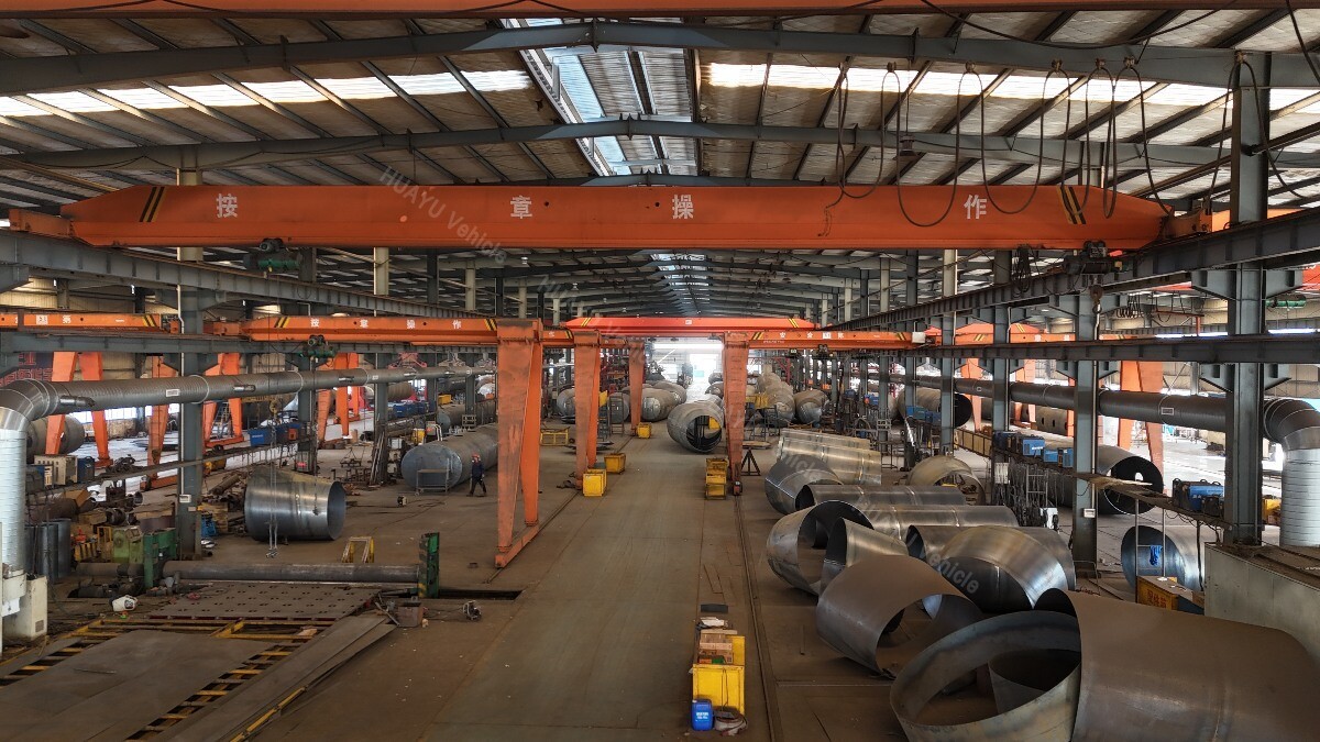 Tank welding production line.jpg Tank welding production line.jpg