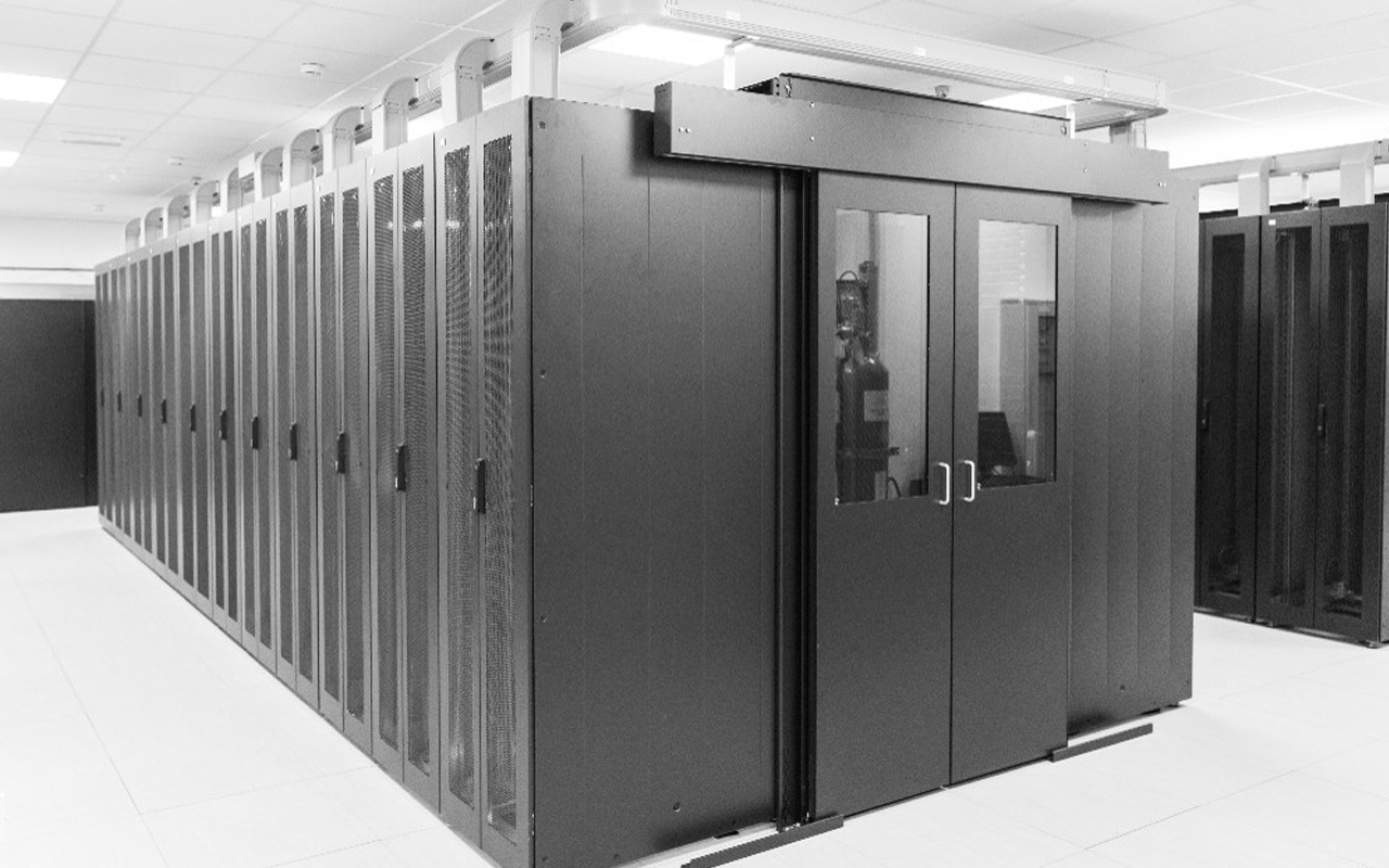 Why Should Data Center Operators Make the Switch to Liquid Cooling?