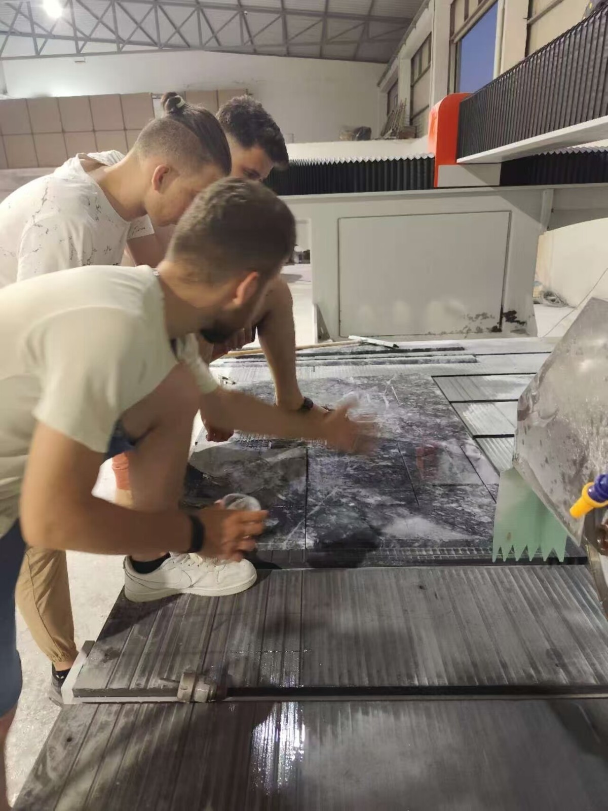 GANGER CNC provide after-service for installation and testing in European3.jpg GANGER CNC provide after-service for installation and testing in European