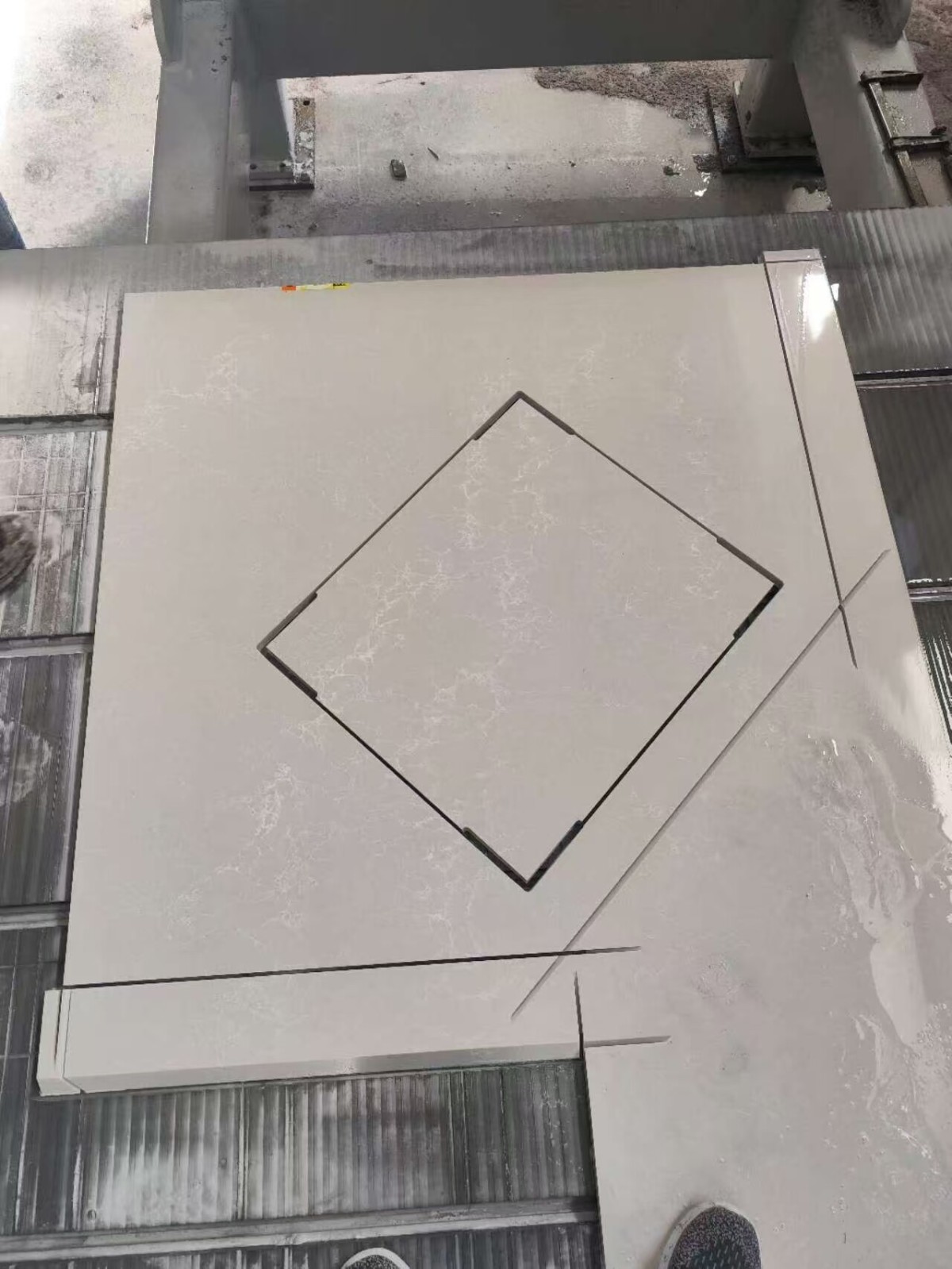 GANGER CNC provide after-service for installation and testing in European5.jpg GANGER CNC provide after-service for installation and testing in European