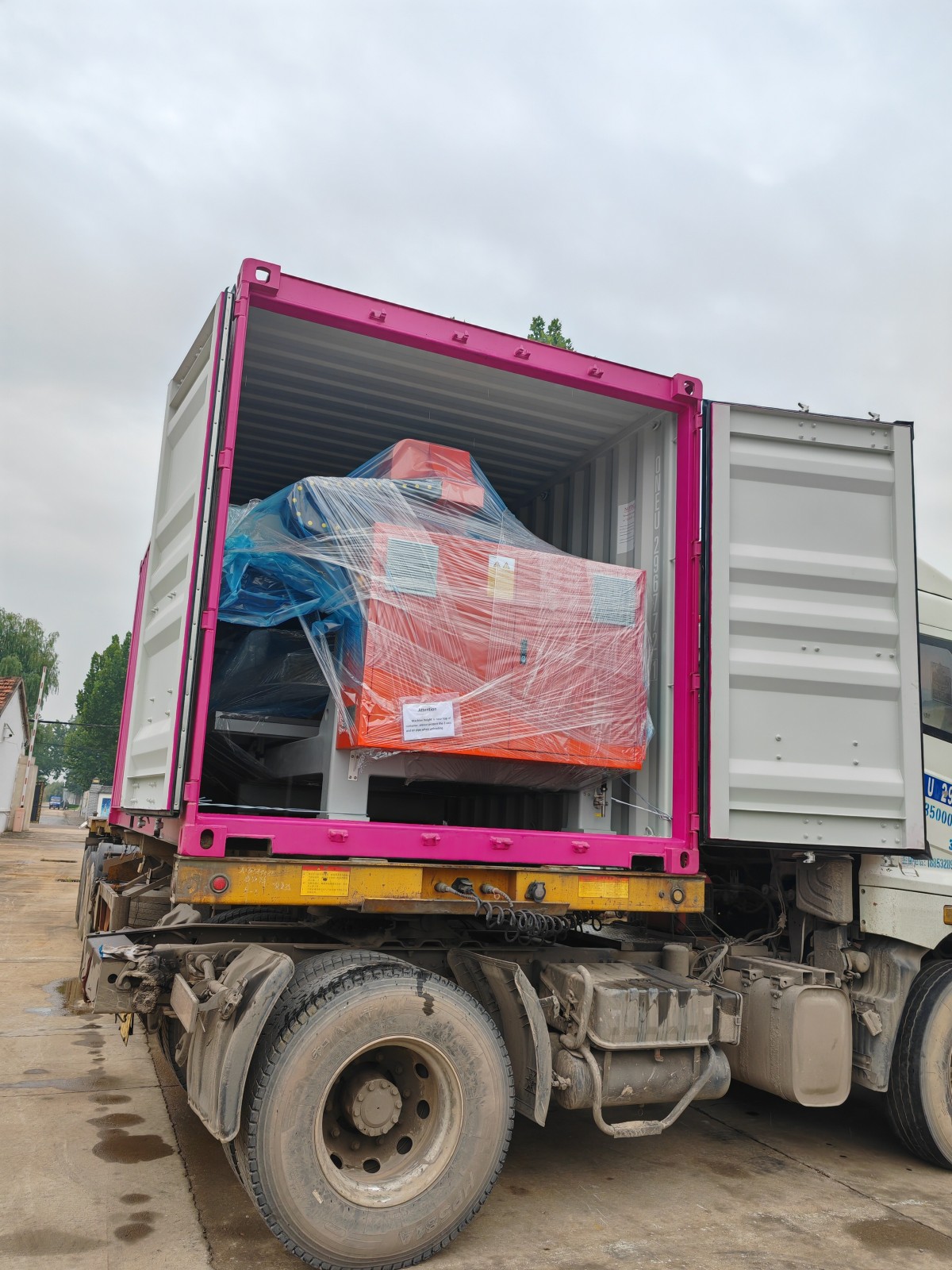 5-Axis Bridge Saw Shipped to Europe