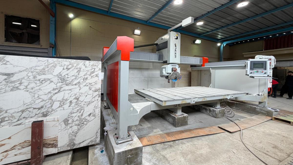 Rainbow CNC Engineer On-Site in Los Angeles — Exclusive Machine Viewing Day, Sept. 10