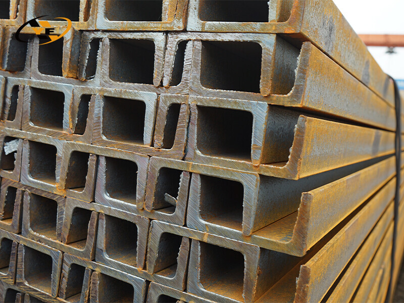 Canal de acero al carbono Q235 Q195 Q235B U/C para estructura de acero de construcción