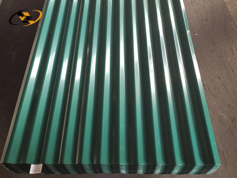 Chapa de metal corrugado Chapa de hierro galvanizado 4x8 Chapa de acero GI para techo