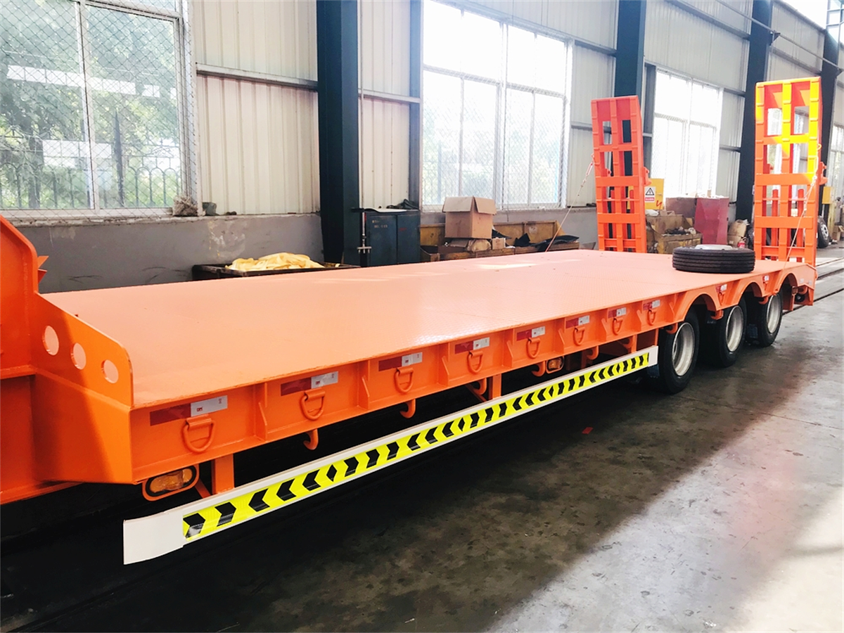 4axles low bed semi trailer 4axles low bed semi trailer