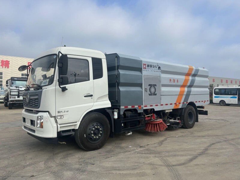 Road Sweeper Truck