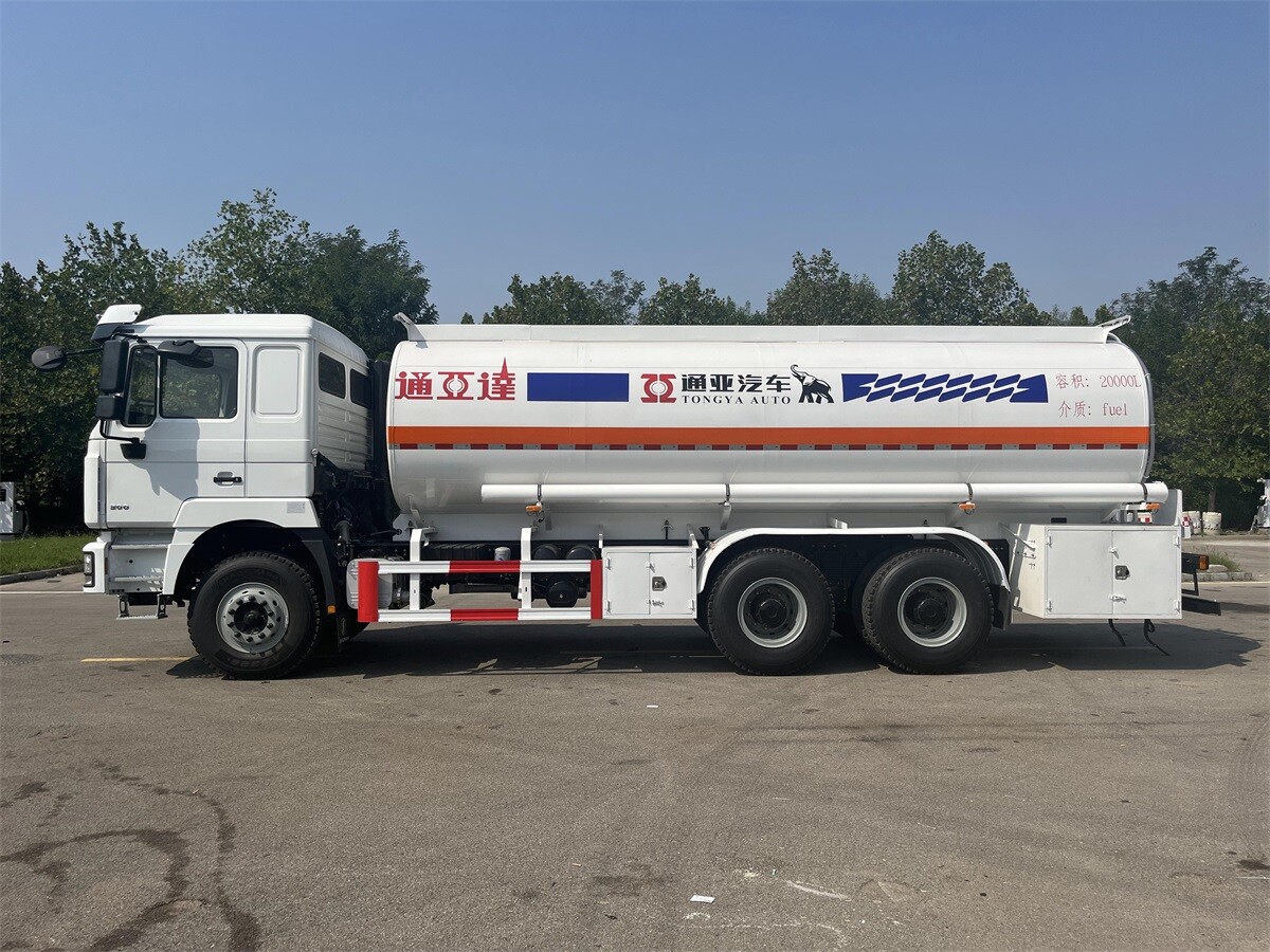 FUEL TANK TRUCK (1).JPG