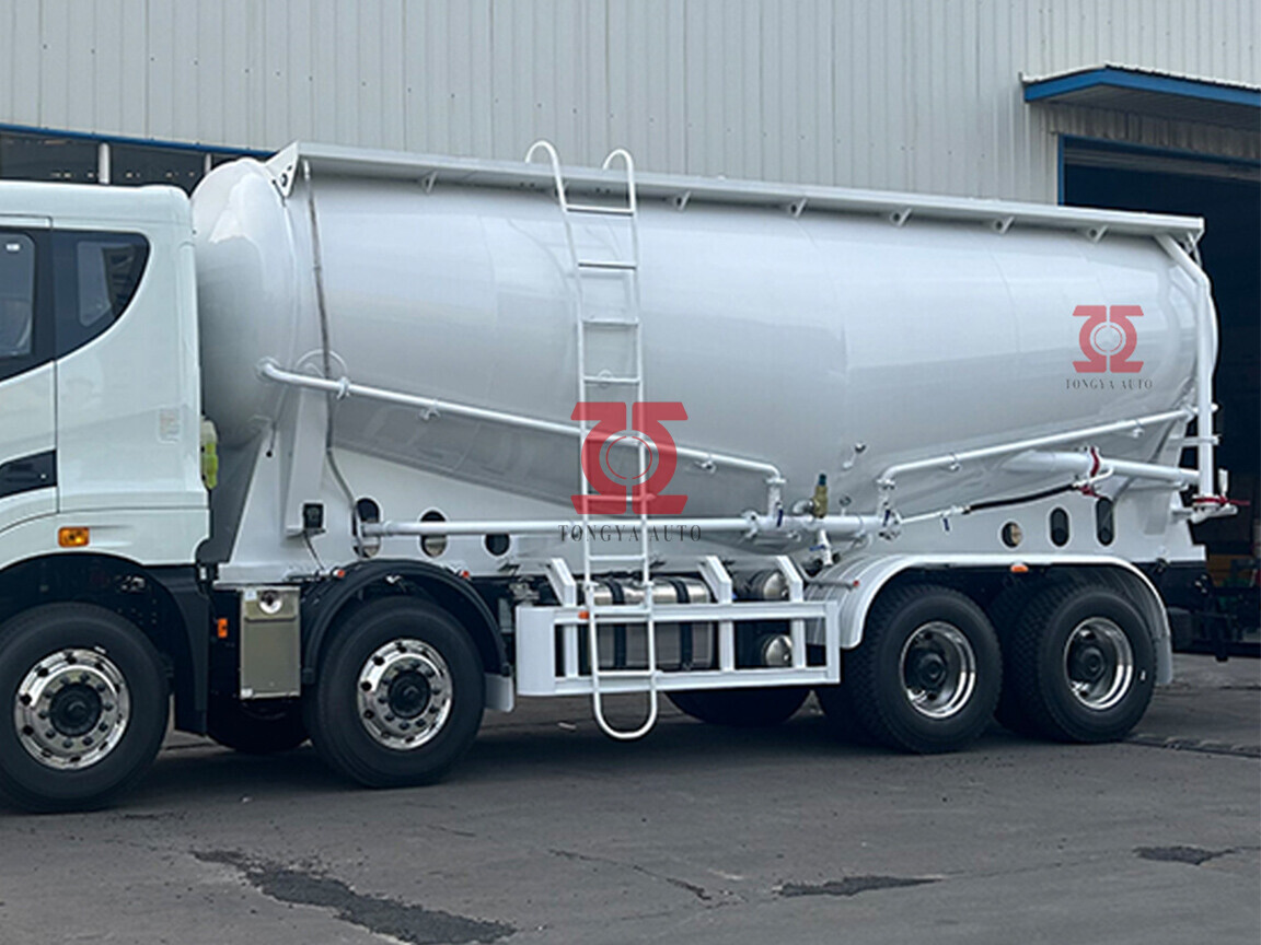 BULK CEMENT TANKER TRUCK
