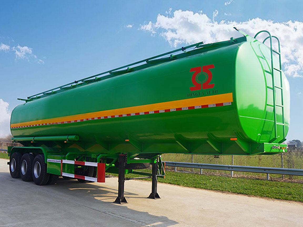 3 Axle Petroleum Tanker Semi Trailer