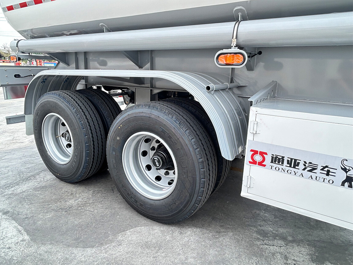 2 Axle Fuel Tanker Semi Trailer for Sale