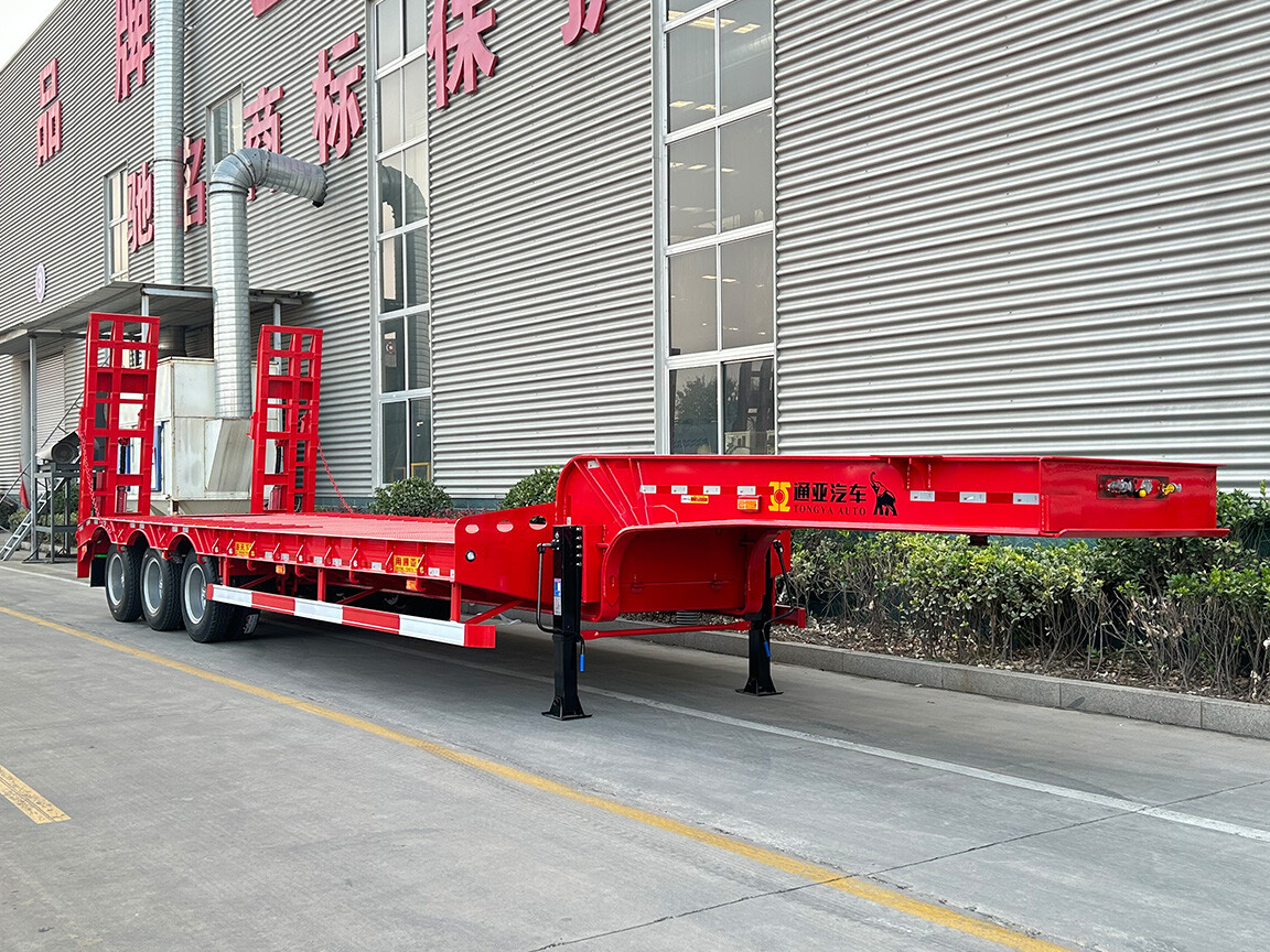 3 Axle 60T Low Bed Semi Trailer with Gooseneck