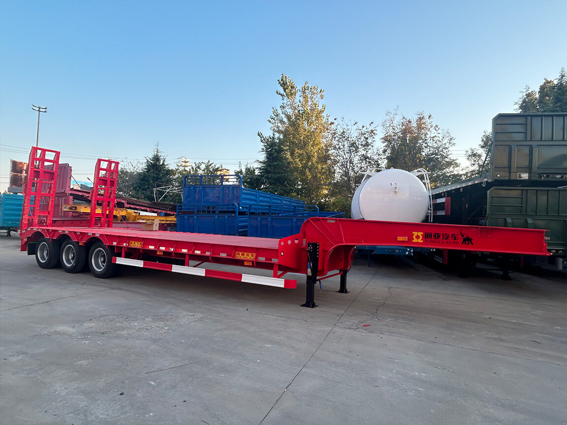 3 Axle 60T Low Bed Semi Trailer with Gooseneck