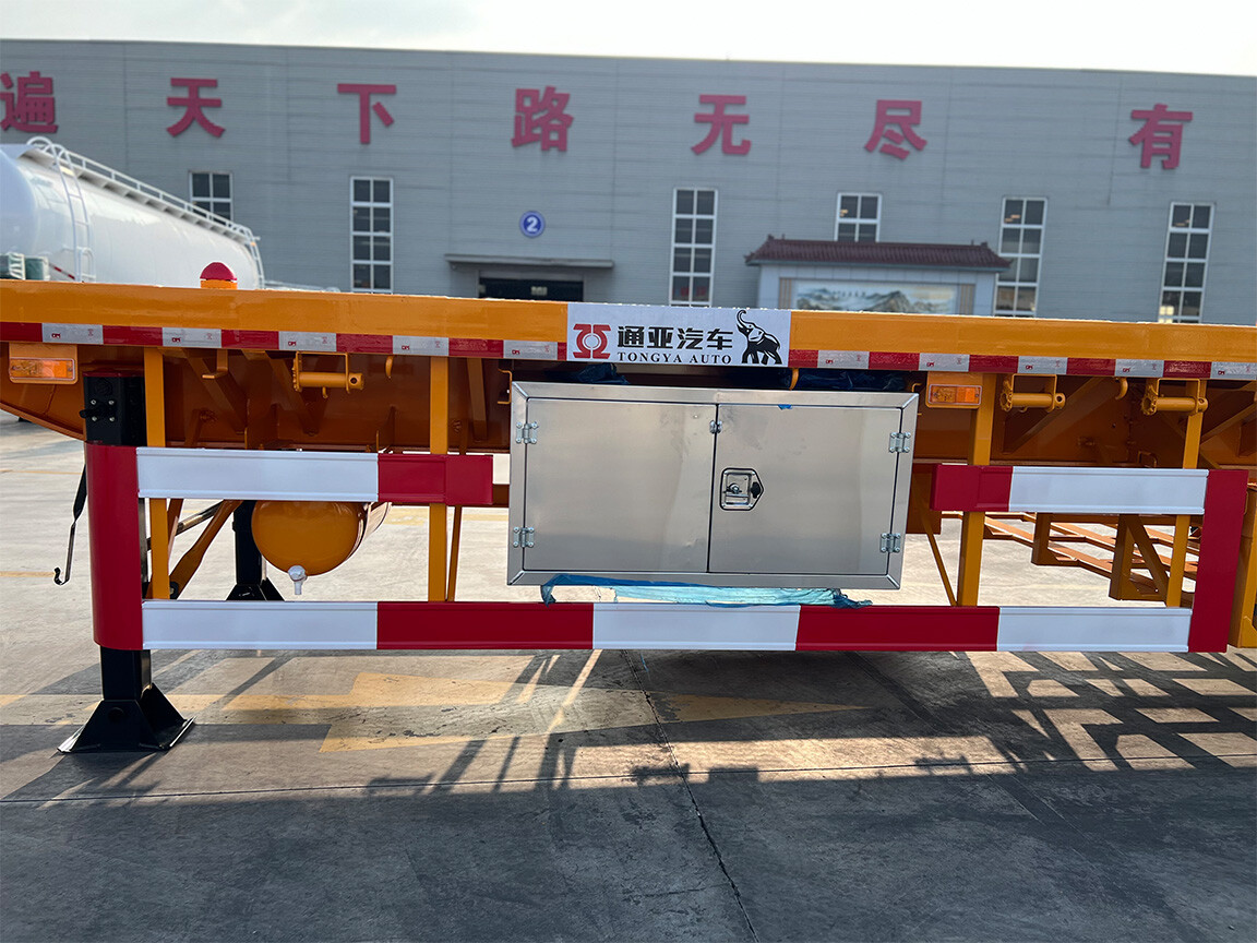 3 Axle Flatbed Semi Trailer with Ladder