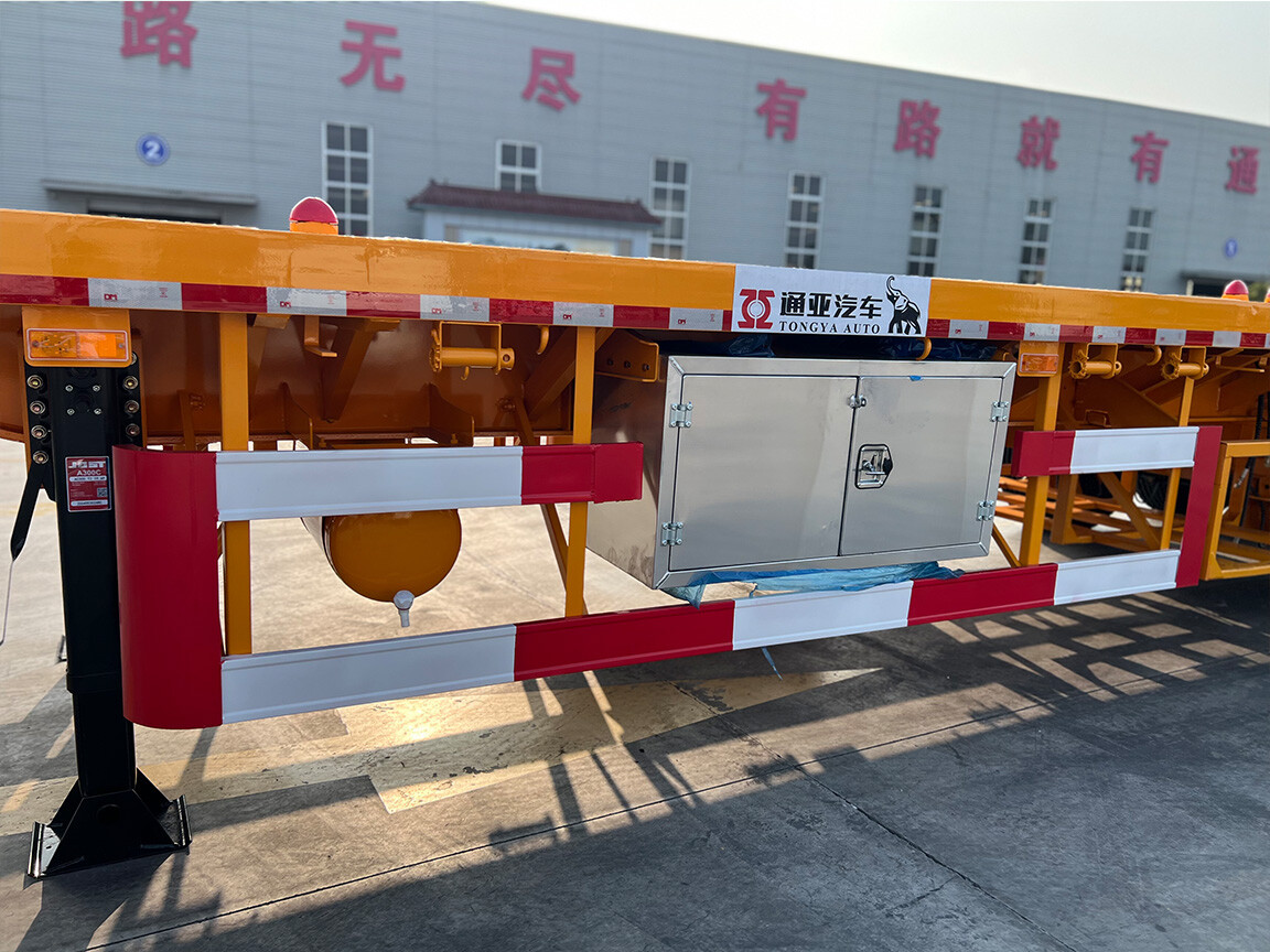 3 Axle Flatbed Semi Trailer with Ladder