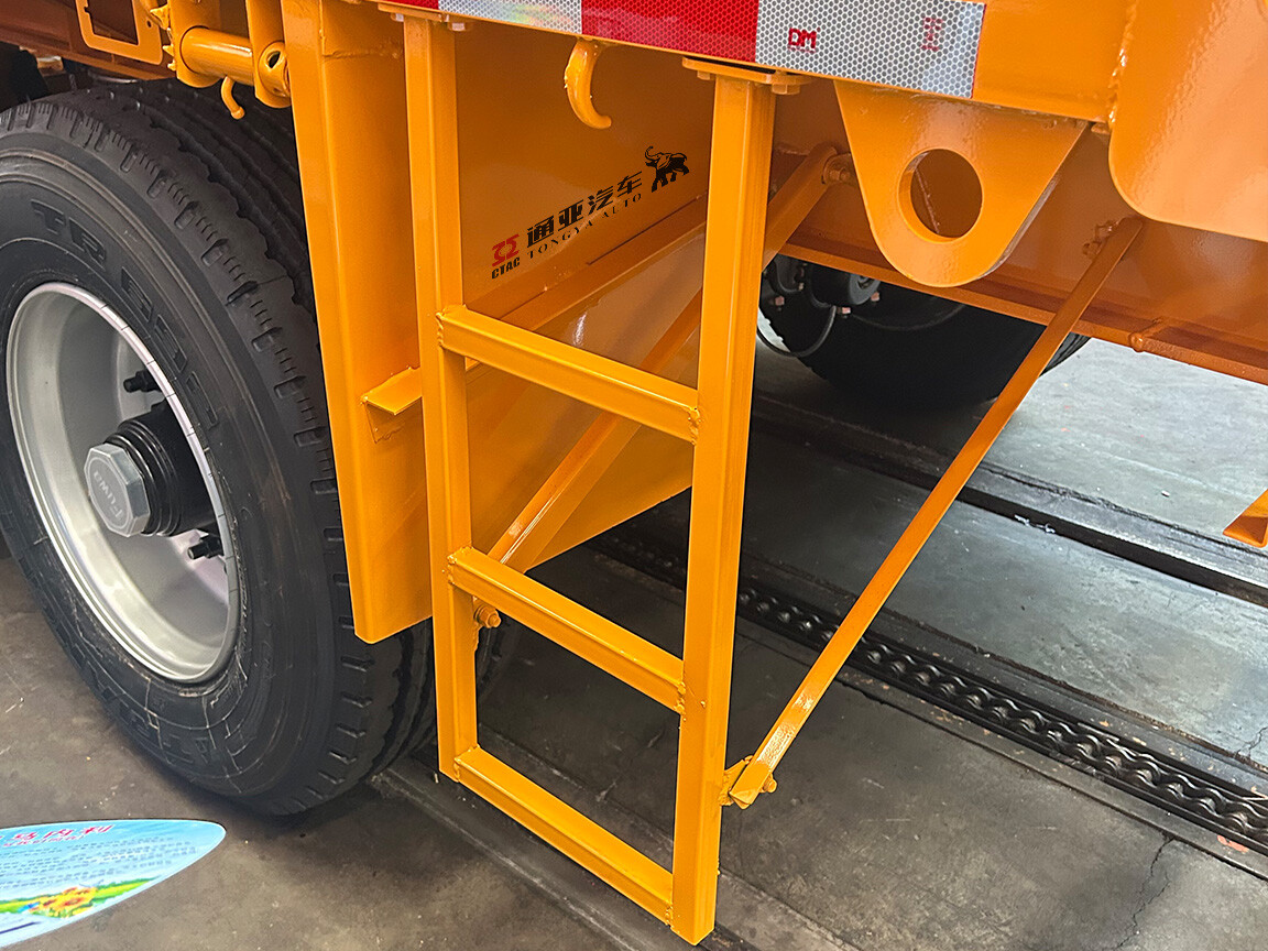 3 Axle Flatbed Semi Trailer with Ladder