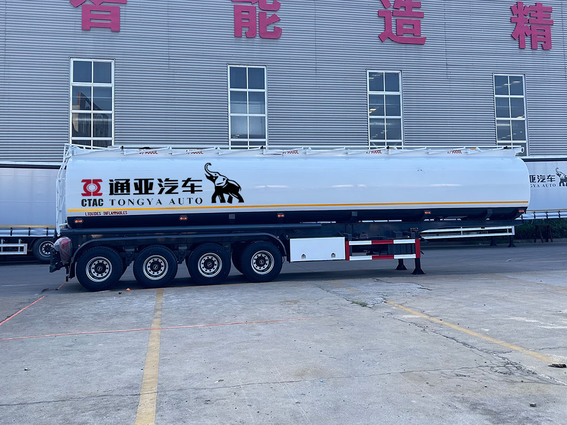 4 Axle Fuel Tanker Semi Trailer