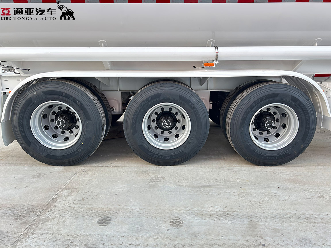 3 Axle Fuwa Oil Tanker Semi Trailer