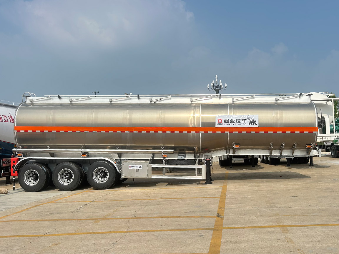 Aluminum Alloy Oil Tanker Semi Trailer