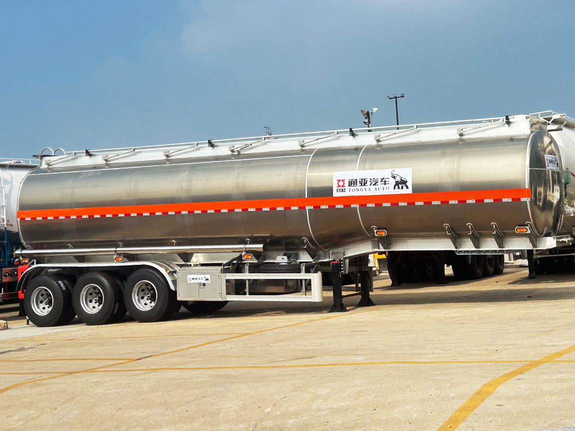 Aluminum Alloy Oil Tanker Semi Trailer